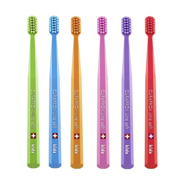 CURAPROX ULTRA SOFT ДЕТСКА четка за заби 4-12 години,